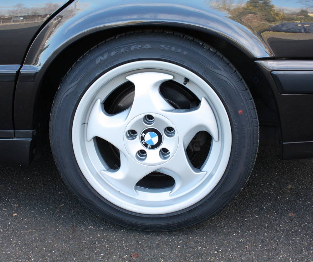 BMW M5 (1992) – Bild 10