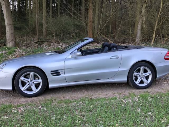 Mercedes-Benz SL 350 (2008) – Bild 7