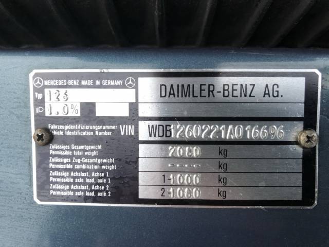 Mercedes-Benz 280 SE (1983) – Bild 14