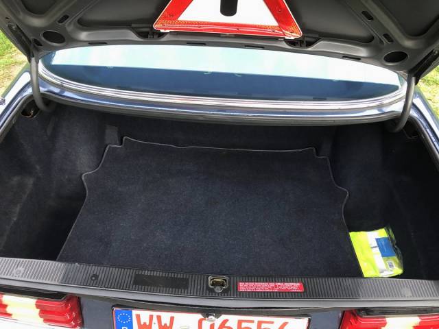 Mercedes-Benz 280 SE (1983) – Bild 21